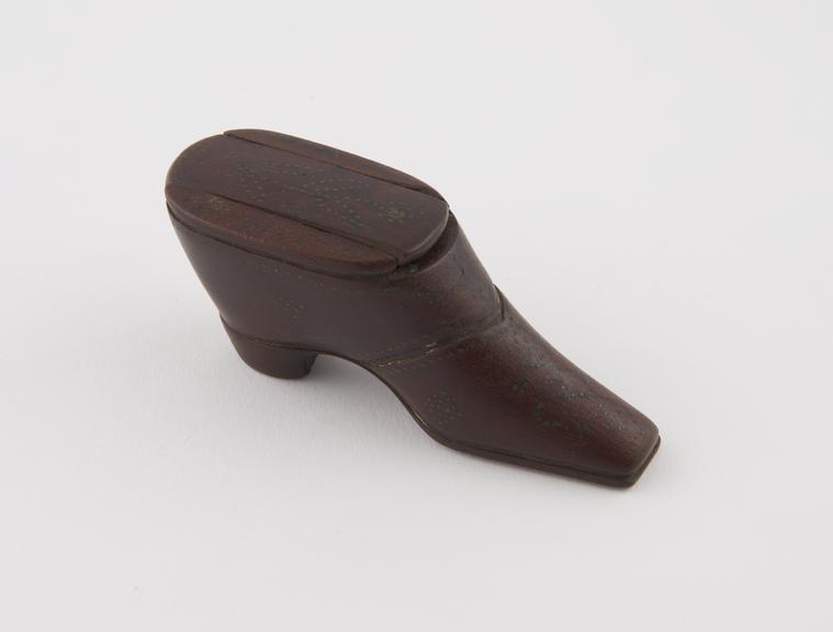 Wooden snuff box in the form of a late 17th century shoe