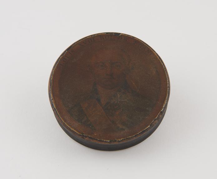 Papier mache snuff box, cylindrical, detachable lid