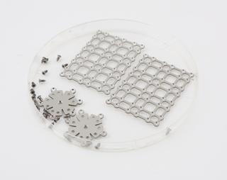 Bone plates, mesh and screws for reconstructive surgery, United States, 1996