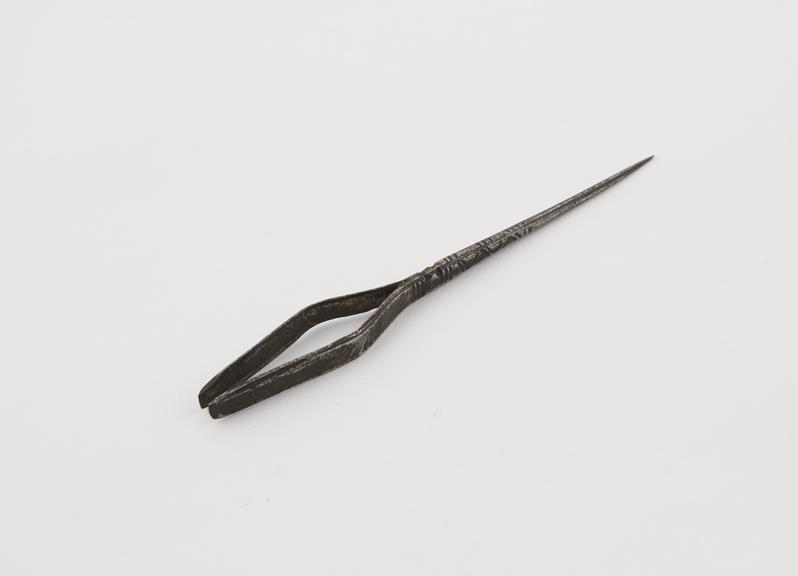 Combined tweezers and sharp probe, steel, from Nigeria (North)