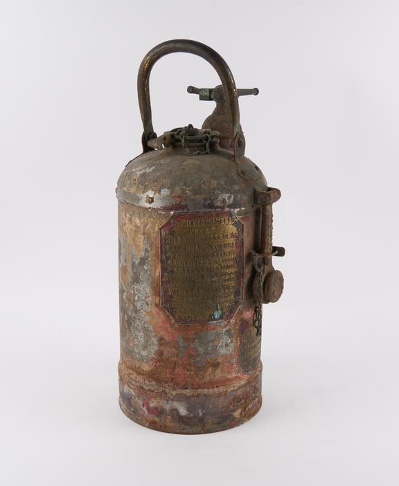 Fire extinguisher, 1915, made by William Miller, Glasgow