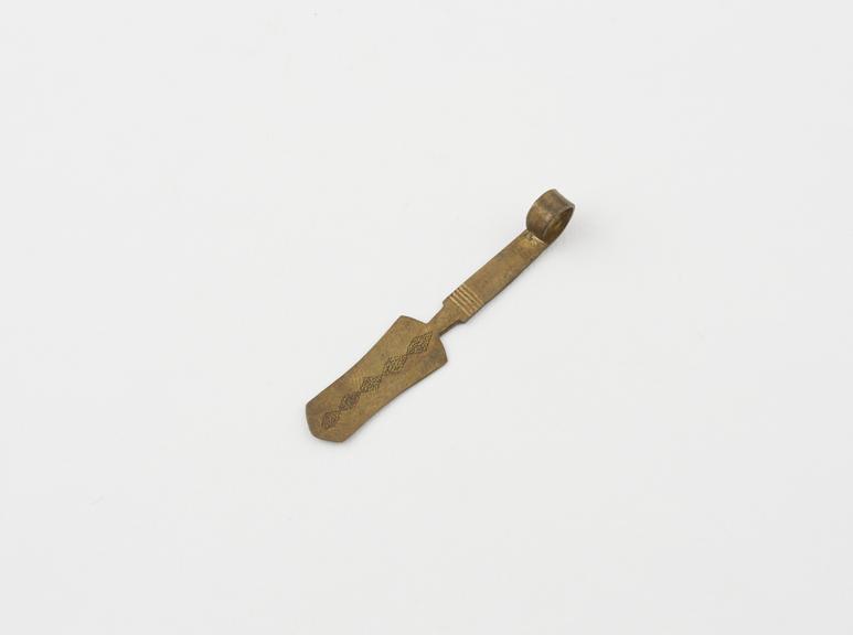 Small strigil, brass, from Zambia, African, 1850-1930