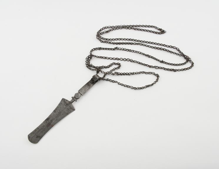 Strigil, steel, with chain band, from Zambia, African