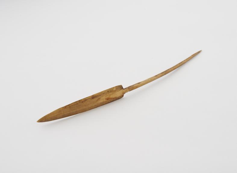 Snuff spoon, bone, with triangular blade rather than scoop