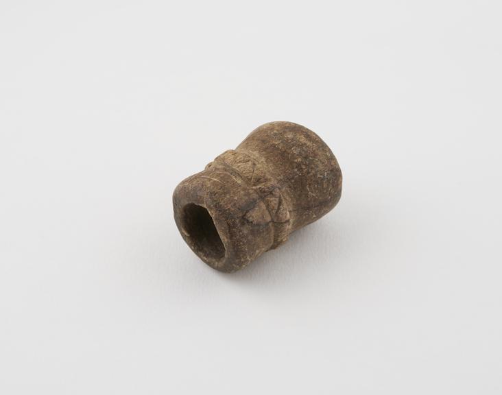 Pottery bowl for dakka tobacco and (or) lemp pipe, cylindrical