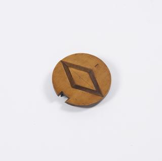 Target for use with wooden levelling rod