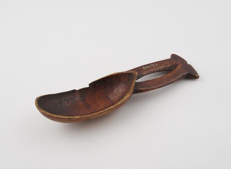 Wooden spoon, deep oval bowl, bifurcated handle, Congolese