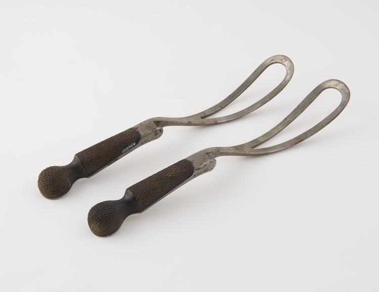 Obstetrical forceps, for bitches, steel and ebony