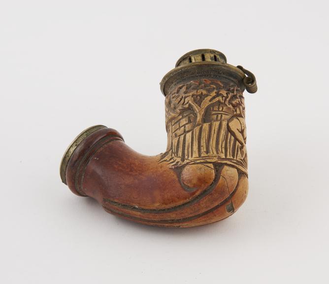 Inferior quality meerschaum tobacco pipe bowl and stem socket