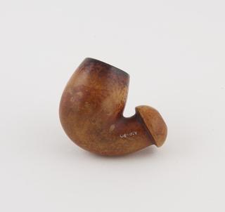 Meerschaum tobacco pipe