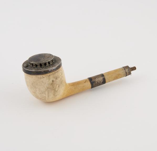 Meerschaum tobacco pipe, with stem (in one piece)