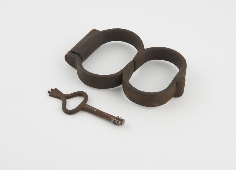 Handcuffs, with key, 1780-1860