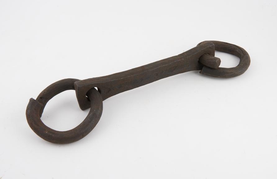 Yoke, iron, for prisoner | Science Museum Group Collection