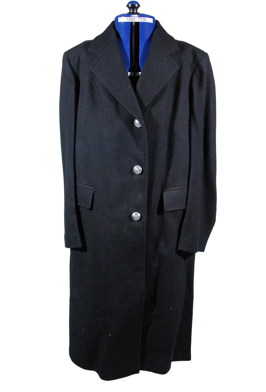 Overcoat, standard pattern uniform | Science Museum Group Collection