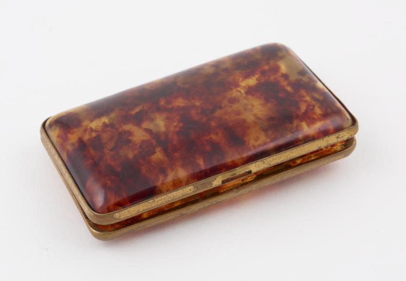 Rectangular  cigarette box, surfaces gently curved