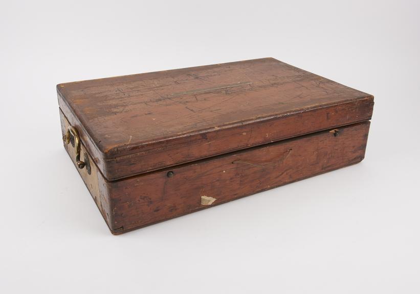 Wooden case, function unknown, English, 19th century