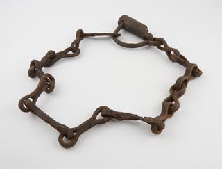 Neck iron, hinged, with chain, 1601-1850