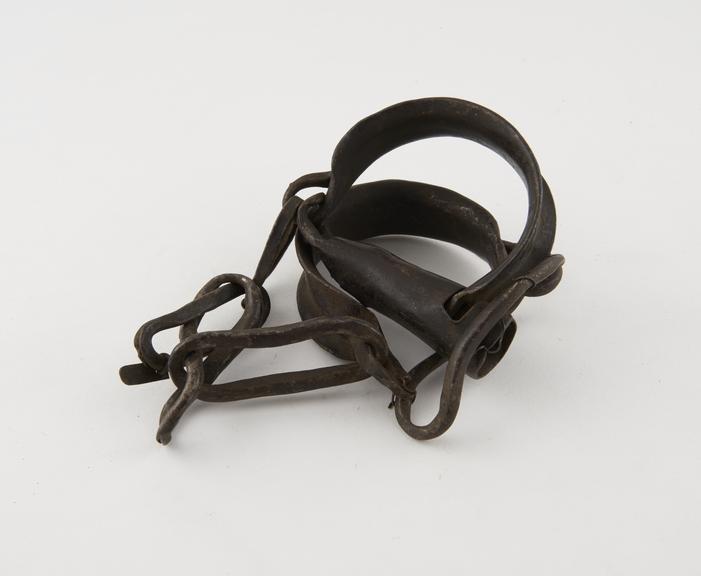 Pair of iron handcuffs, European, 1501-1800