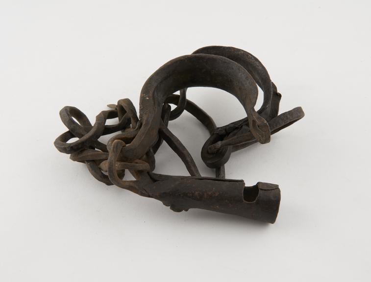 Pair of iron handcuffs, European, 1501-1800