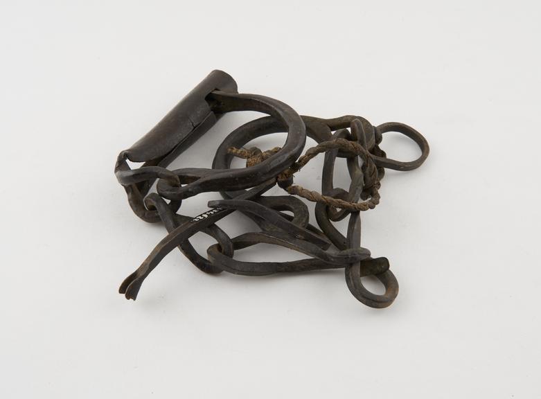 Pair of iron handcuffs, European, 1501-1800
