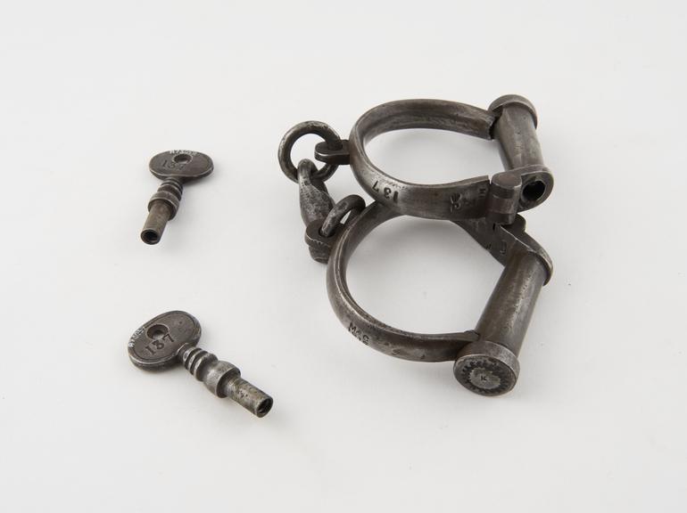 Handcuffs, size 3, steel, by Hiatt, England, military issue