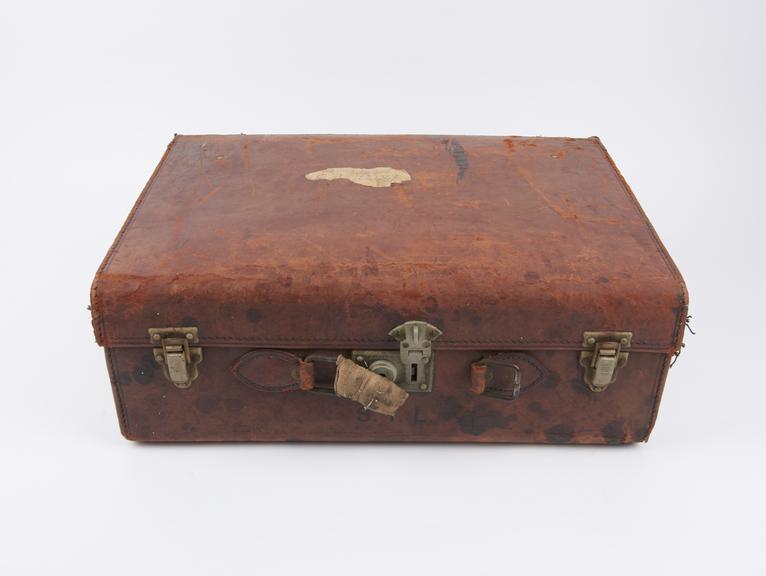 Leather suitcase, 1 lock and 2 clasps, punched with initials S