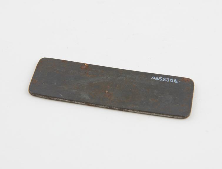 Steel for tinder box, oblong, flat with rounded corners