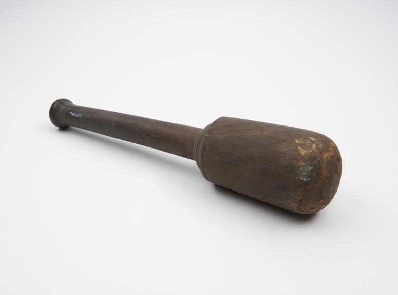 Wood pestle, European, 1701-1900