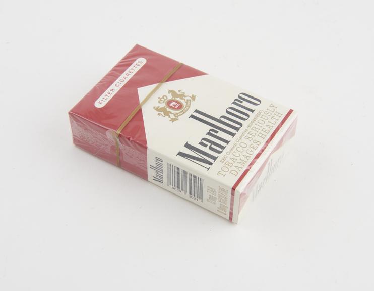 Packet of 20 Marlboro, Filter Cigarettes, king size