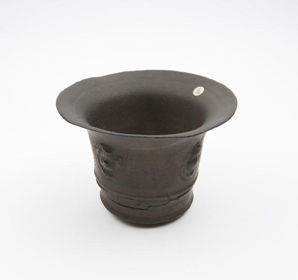 Small bronze mortar, very wide flared rim