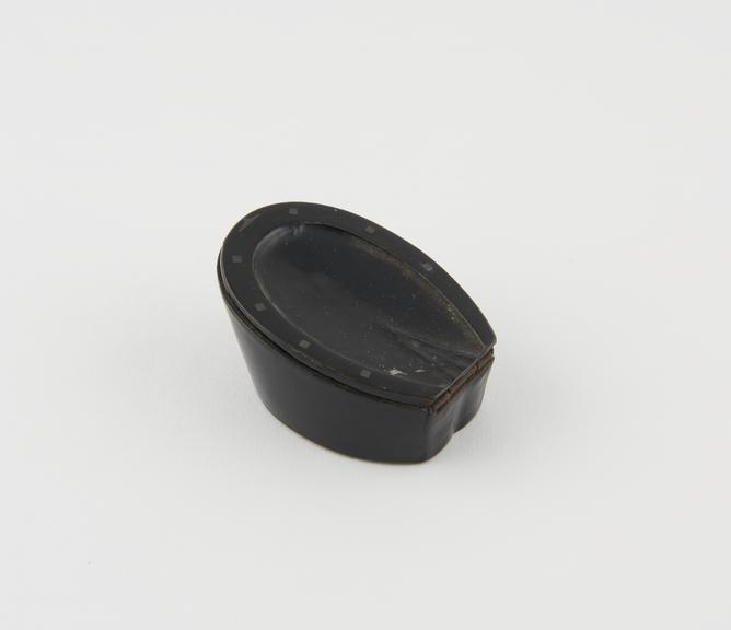 Black japanned, papier mache, snuff box