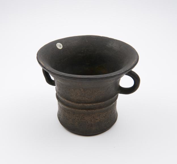 Bronze bell-shaped mortar, 2 circular handles