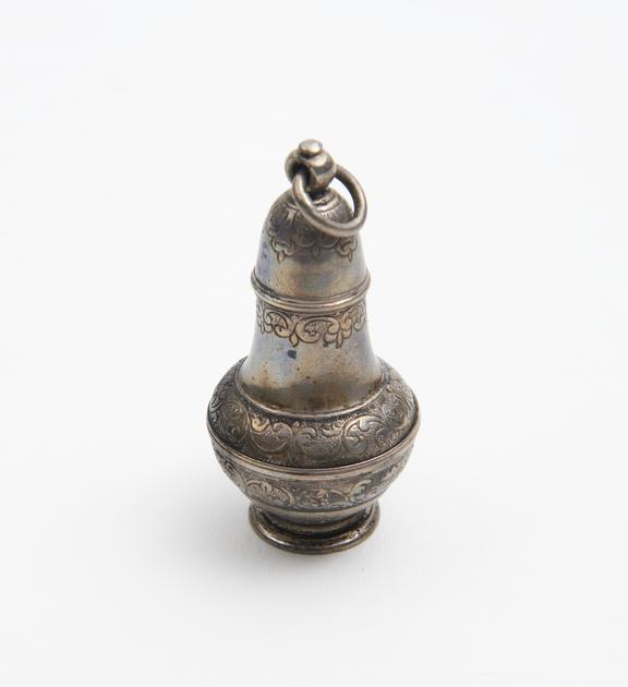 Silver vinaigrette, ovoid body, with base, conical lid