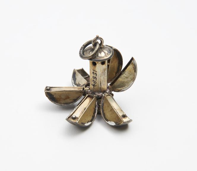 Silver gilt pomander oval body, which opens out into 6 segments