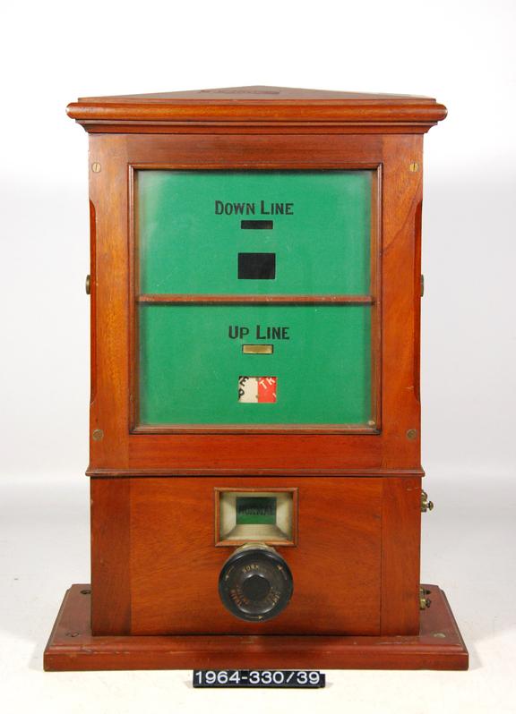Block instrument with spagnoletti flag indicator (incomplete); GWR ...