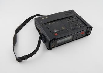 PMD650 Portable Minidisc Recorder