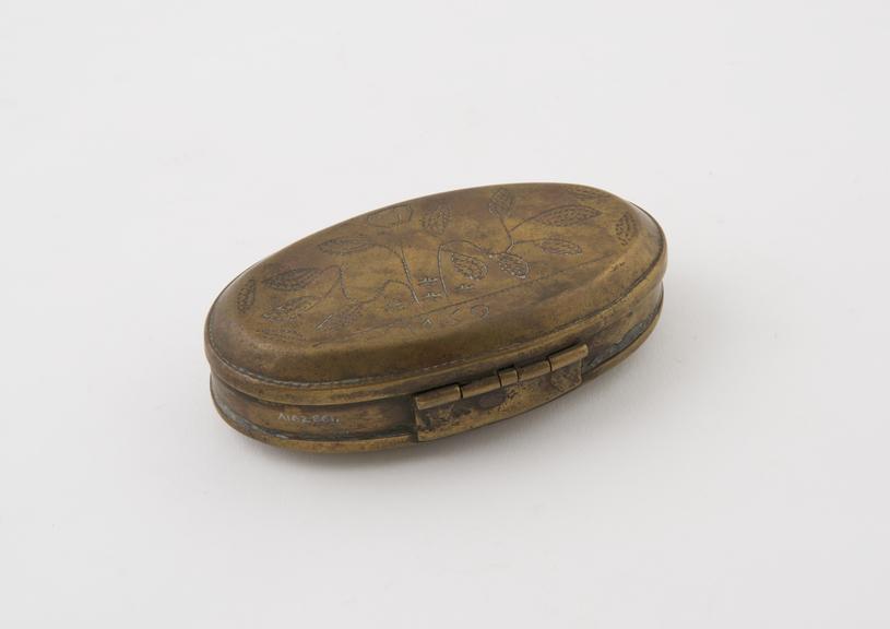 Tobacco box, brass, oval