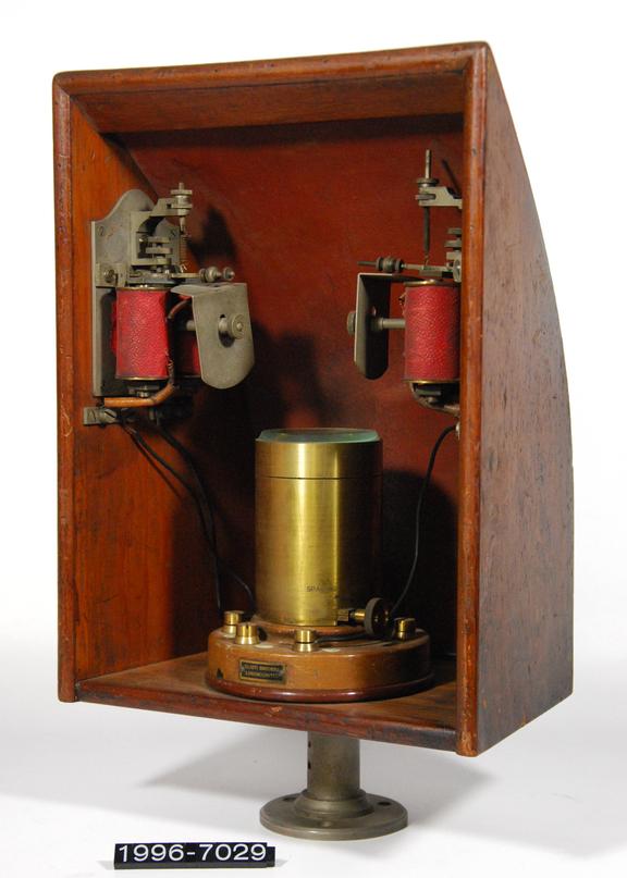 Signal relay box | Science Museum Group Collection