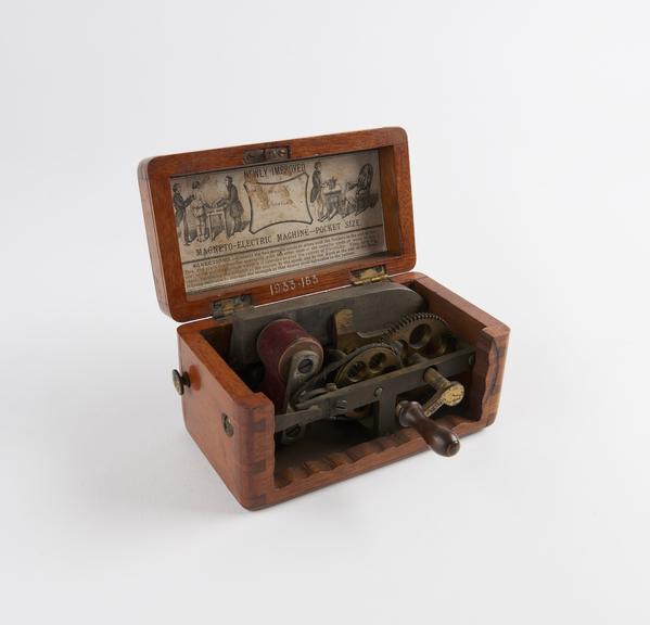 Small medical magneto-electric machine (Clarke type)