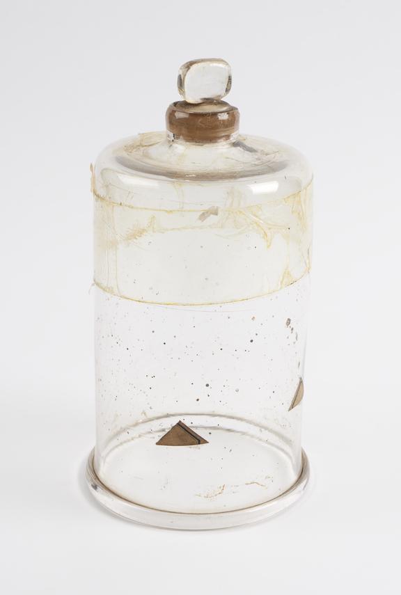 Bell jar with stopper