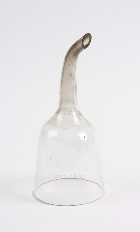 Glass funnel, curved and ground end