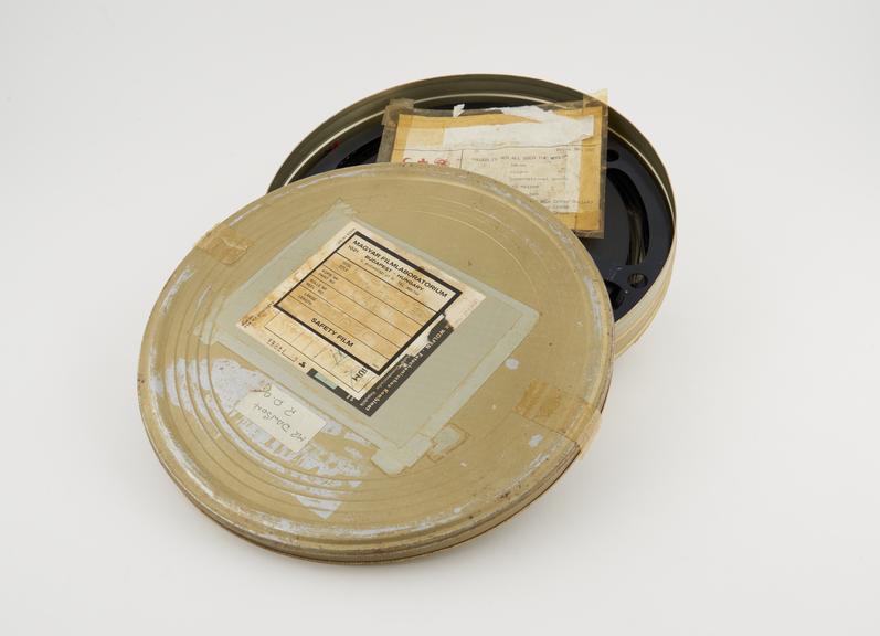 Film - Avgrooros az Egesz Vilagon (?)- Blood is Life' by Magyr