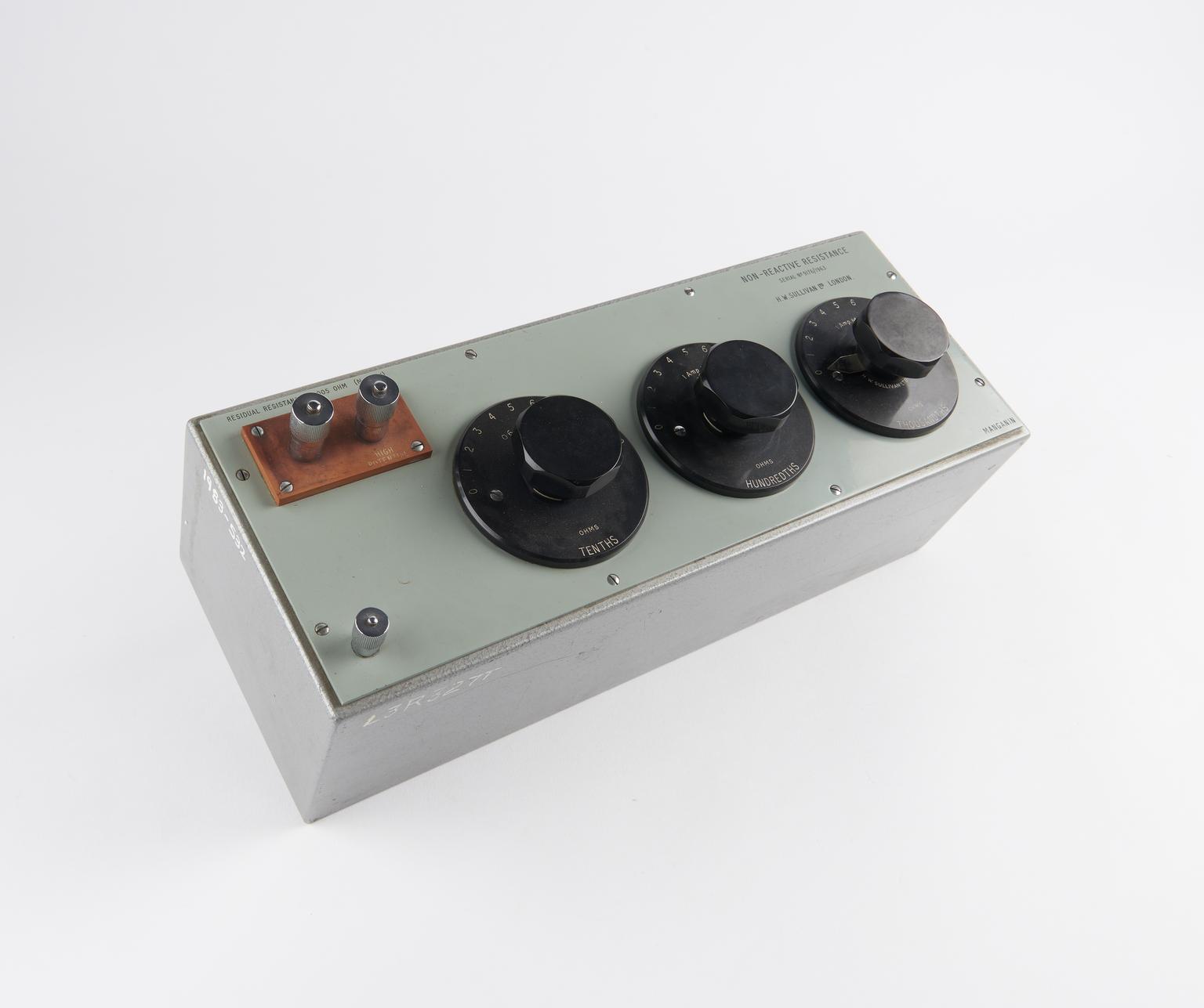 Resistant Box Non-reactive resistance box | Science Museum Group Collection