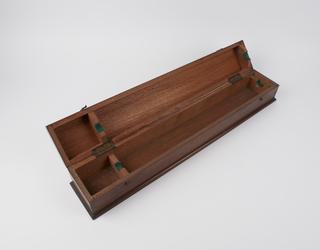 Box from Threlfall gravity balance