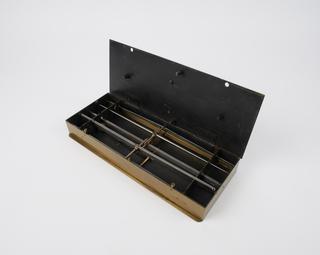 Dip circle needles in storage box