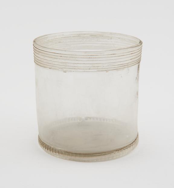 Glass jar