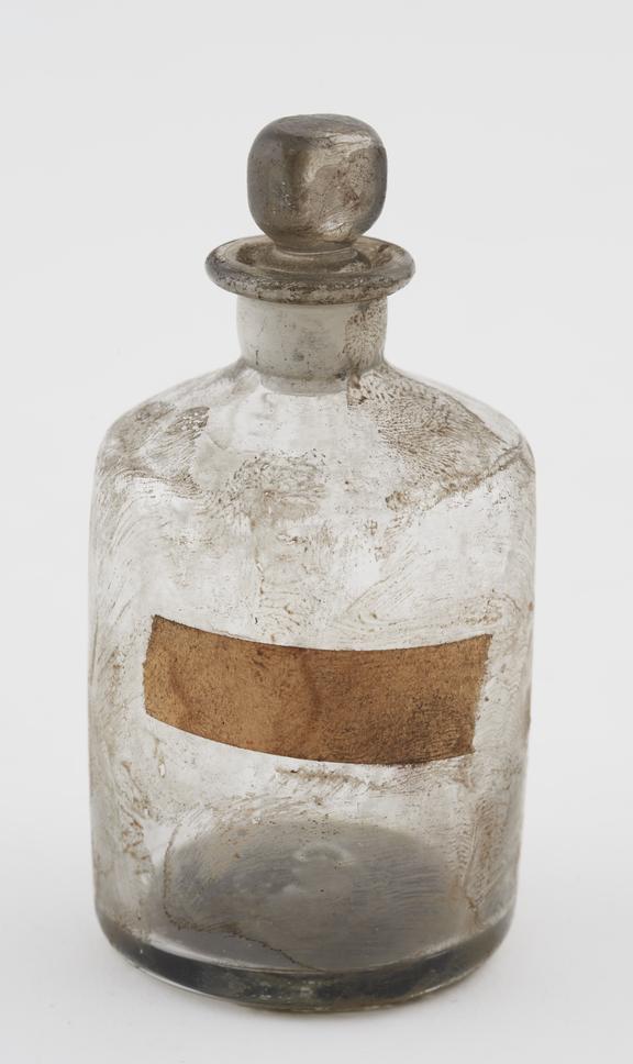 Bottle, shop round, clear glass, English, 1801 to 1900