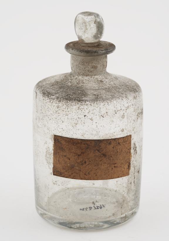 Bottle, shop round, clear glass, English, 1801 to 1900