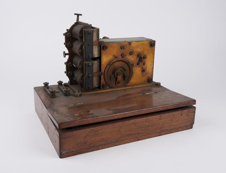 Siemen's polarized double recorder, 1870