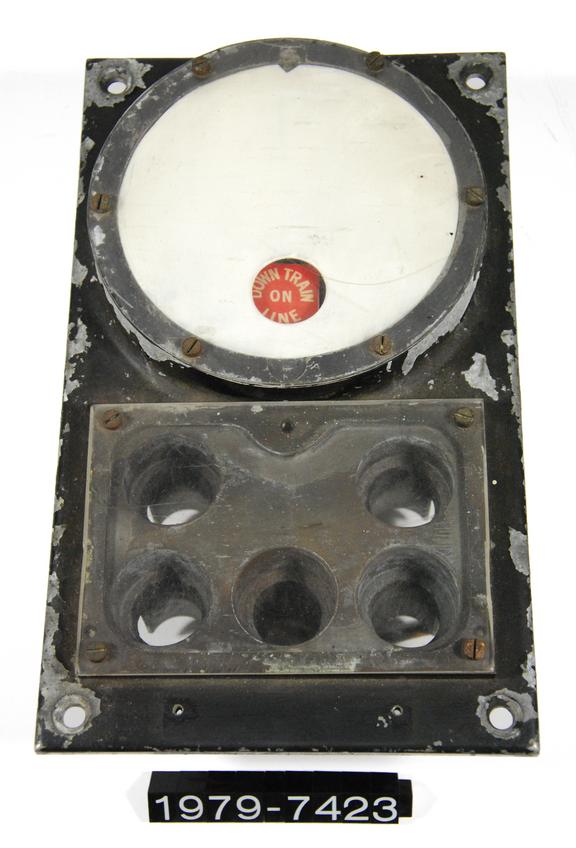 Reversible line indicator | Science Museum Group Collection